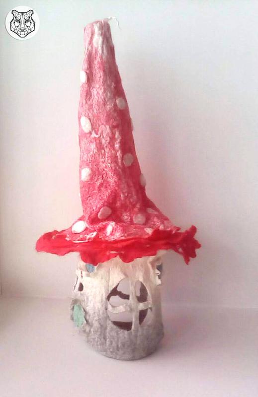 Felted lamp "mushroom house" with a red roof by Daria Held